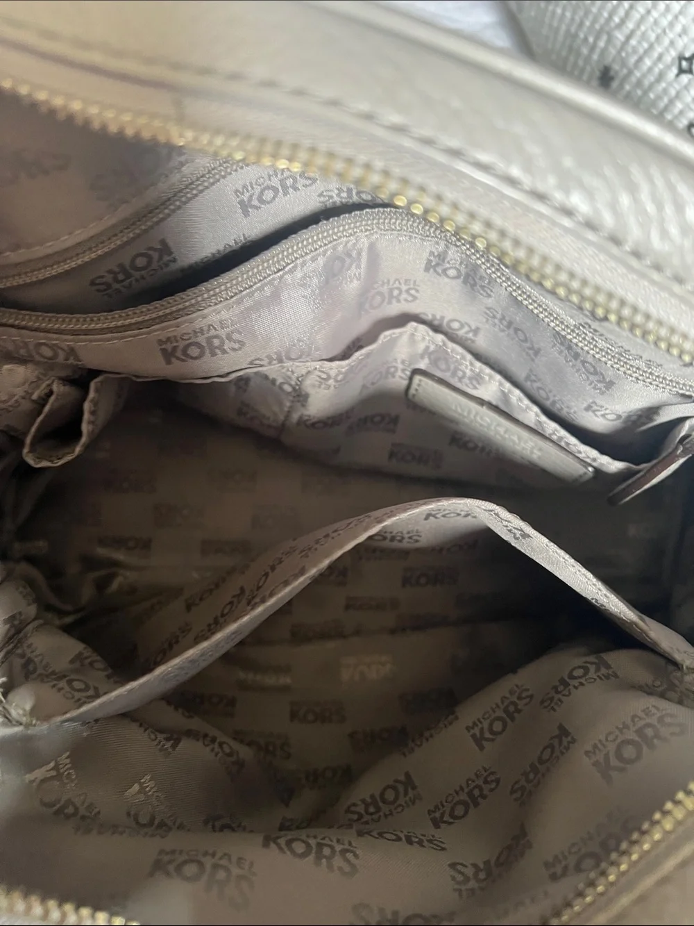 Michael Kors purse. Color pearl grey